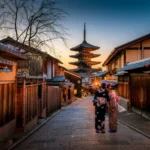 Slow Travel in Kyoto: Wandering Hidden Courtyards and Historic Tea Houses